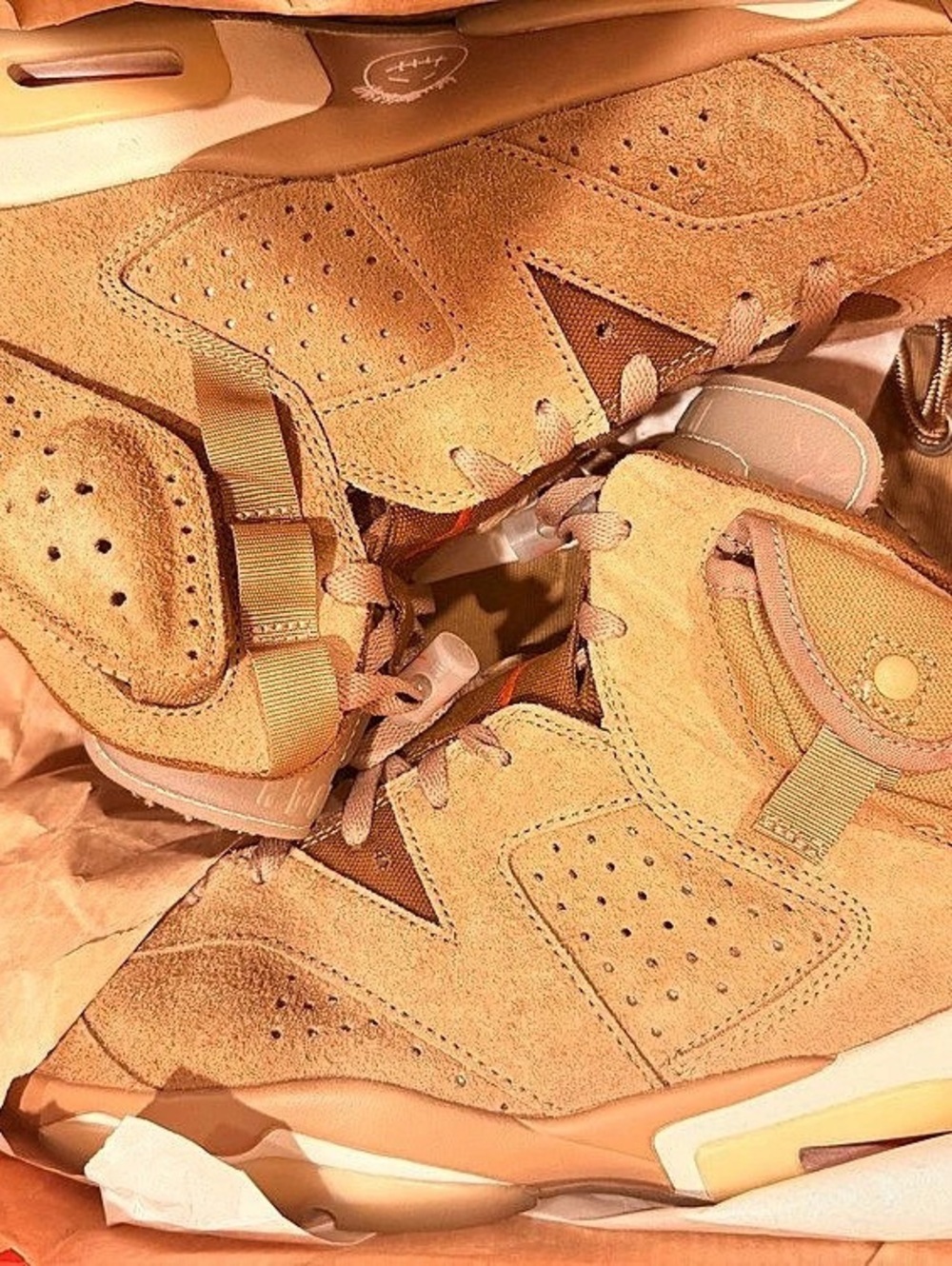 Jordan Air Jordan 6 Retro SP x Travis Scott 'British Khaki' Sneakers